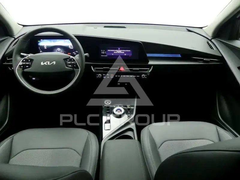 2025 KIA Niro
