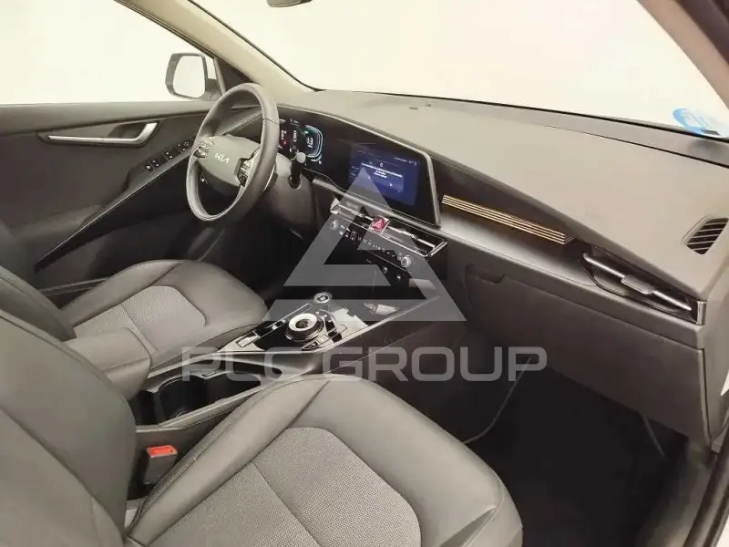 2025 KIA Niro