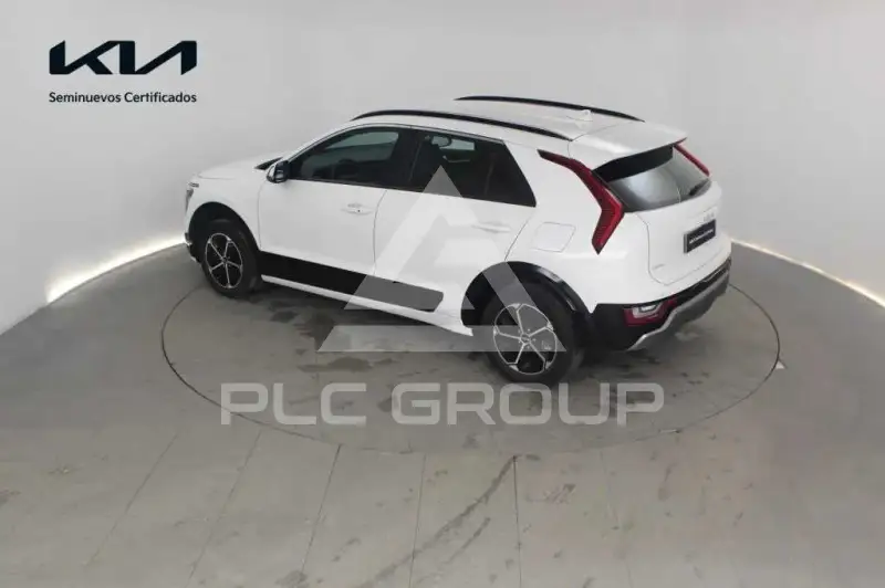 2025 KIA Niro