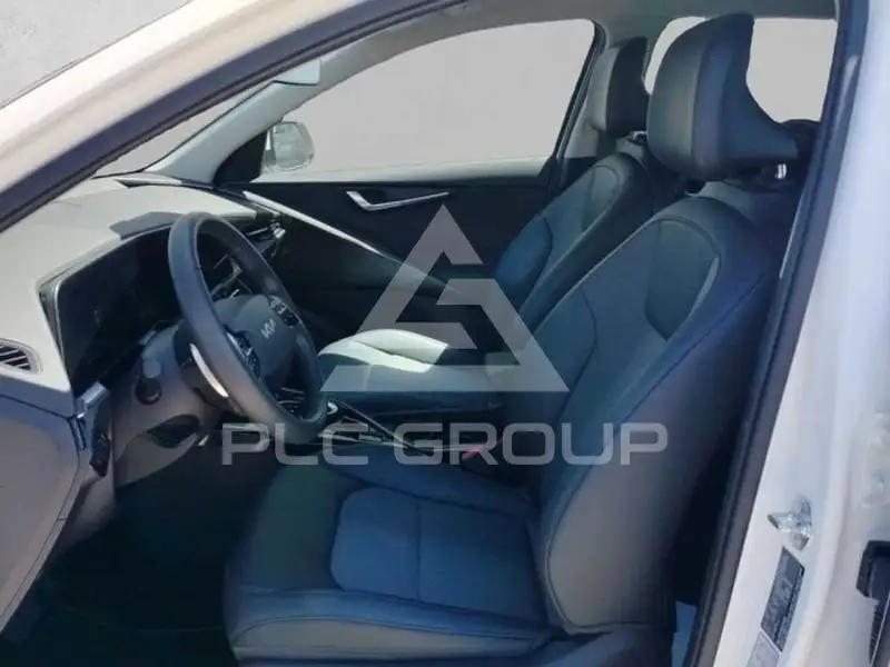2025 KIA Niro