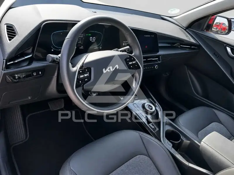 2025 KIA Niro