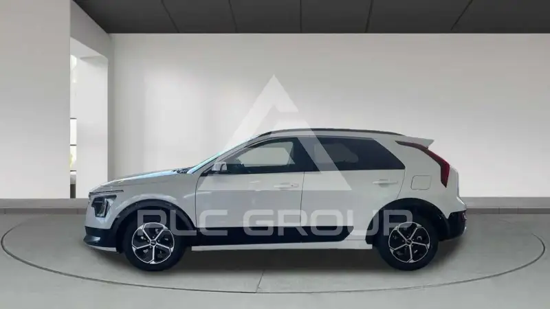2025 KIA Niro