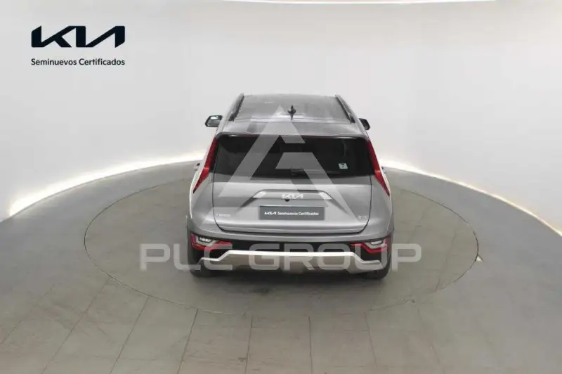 2025 KIA Niro
