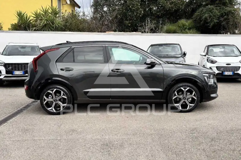 2025 KIA Niro