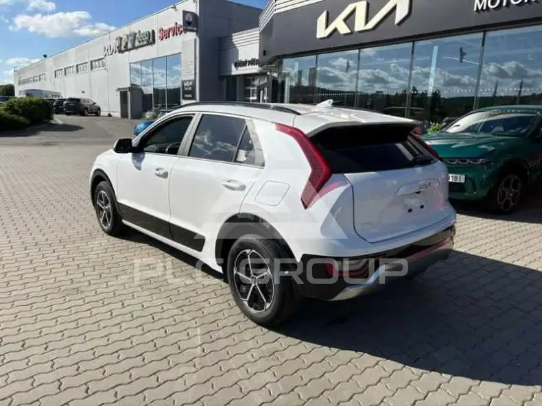 2025 KIA Niro