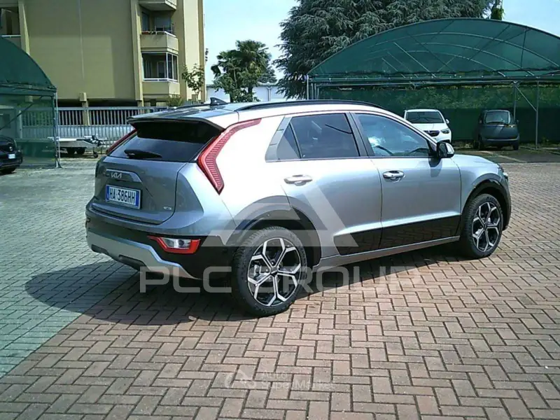 2025 KIA Niro