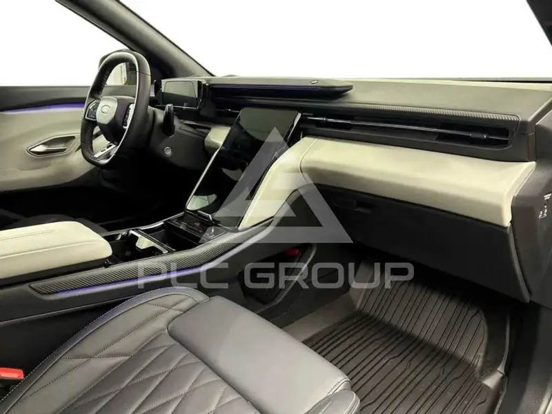 2025 Ford Capri
