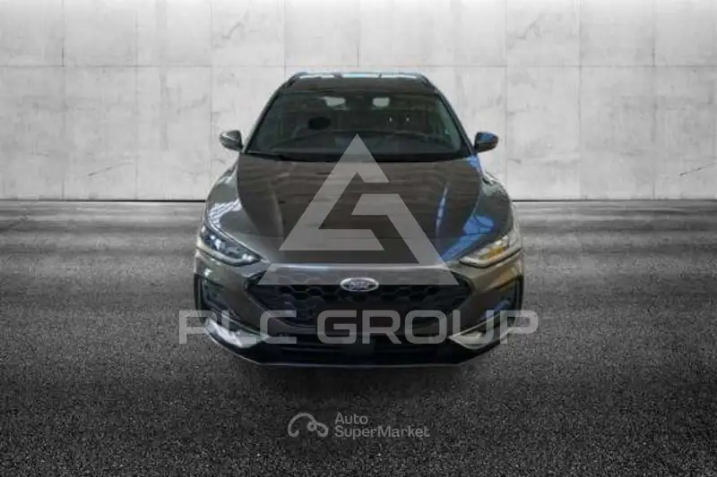 2025 Ford FOCUS