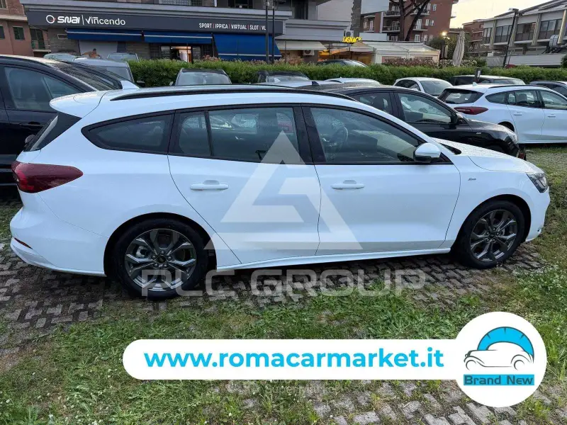 2025 Ford FOCUS