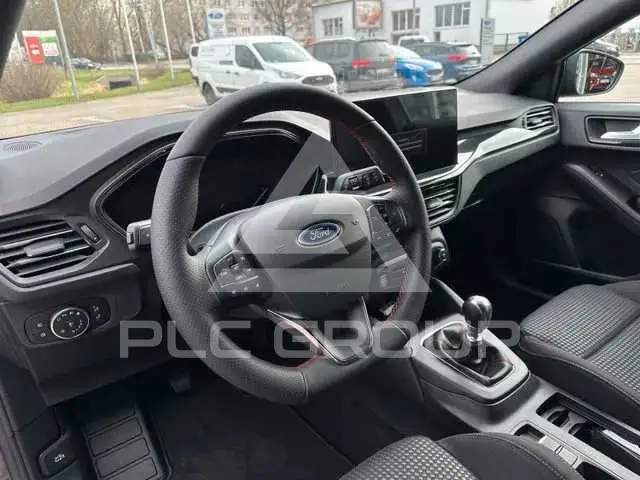 2025 Ford FOCUS