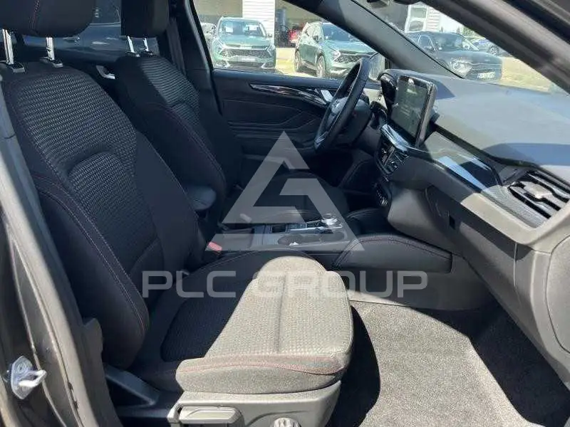 2025 Ford FOCUS