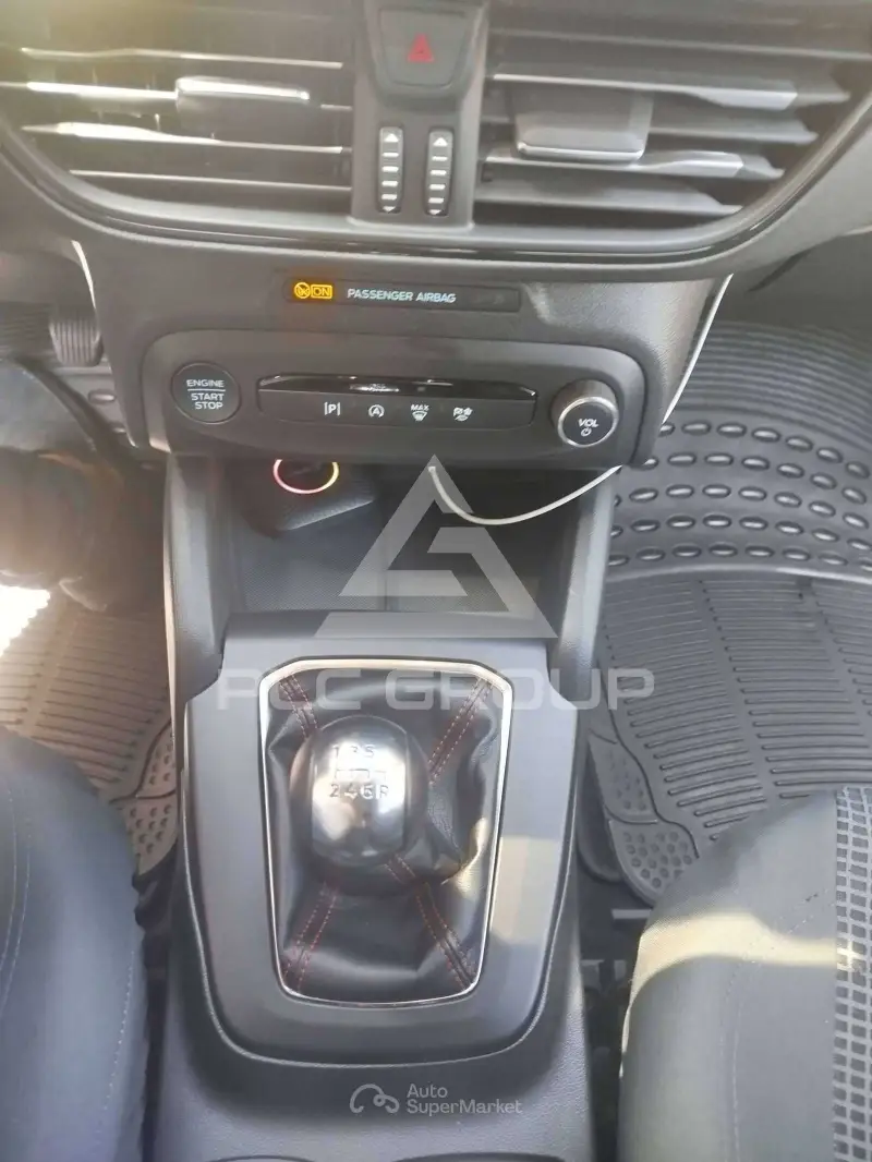 2025 Ford FOCUS
