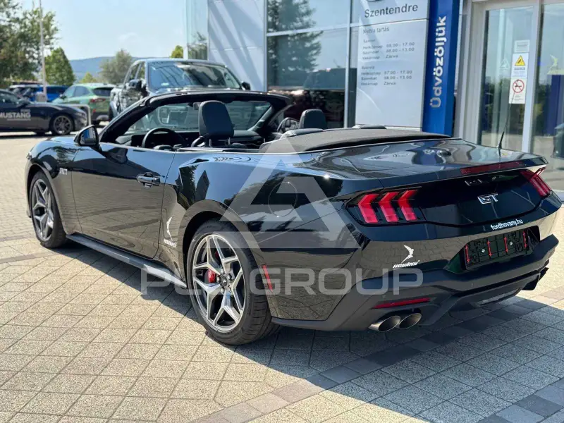 2025 Ford MUSTANG