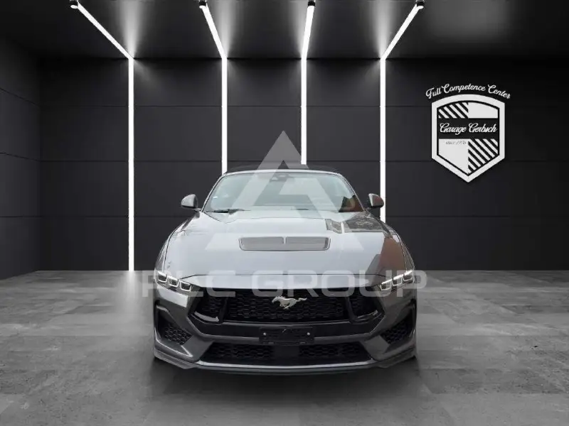2025 Ford MUSTANG