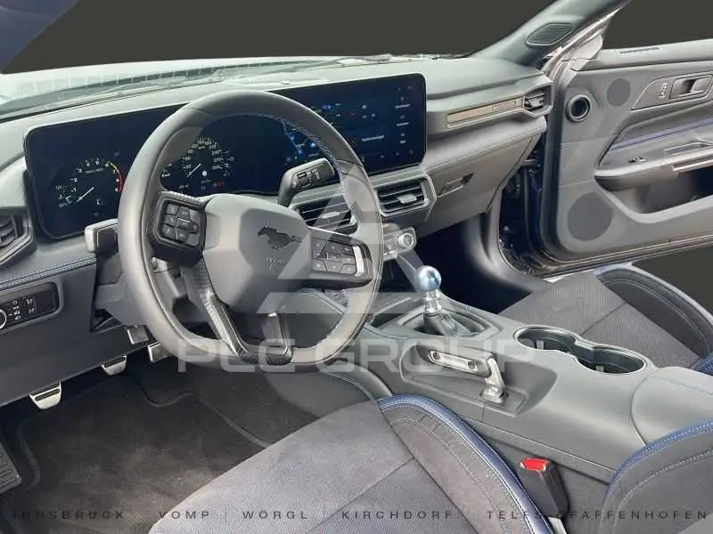2025 Ford MUSTANG