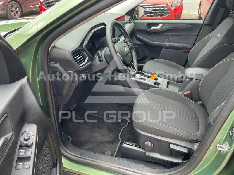 2025 Ford Kuga