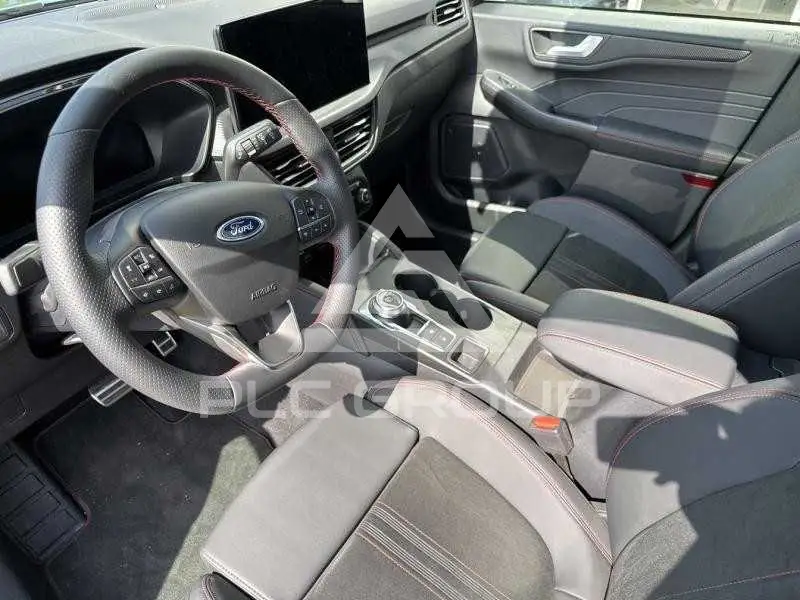 2025 Ford Kuga