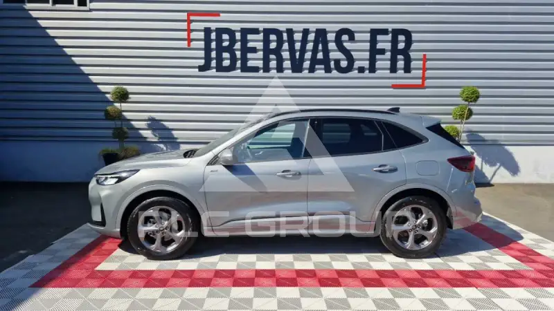 2025 Ford Kuga