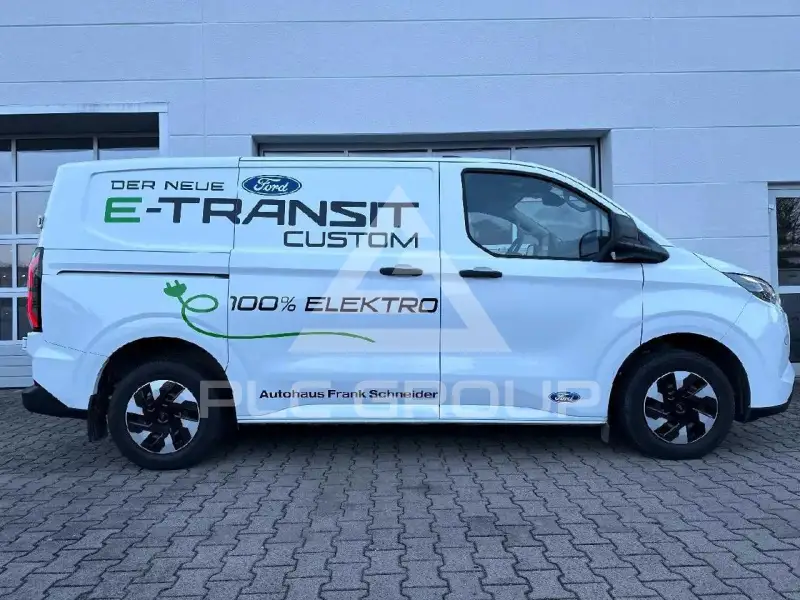 2025 Ford TRANSIT