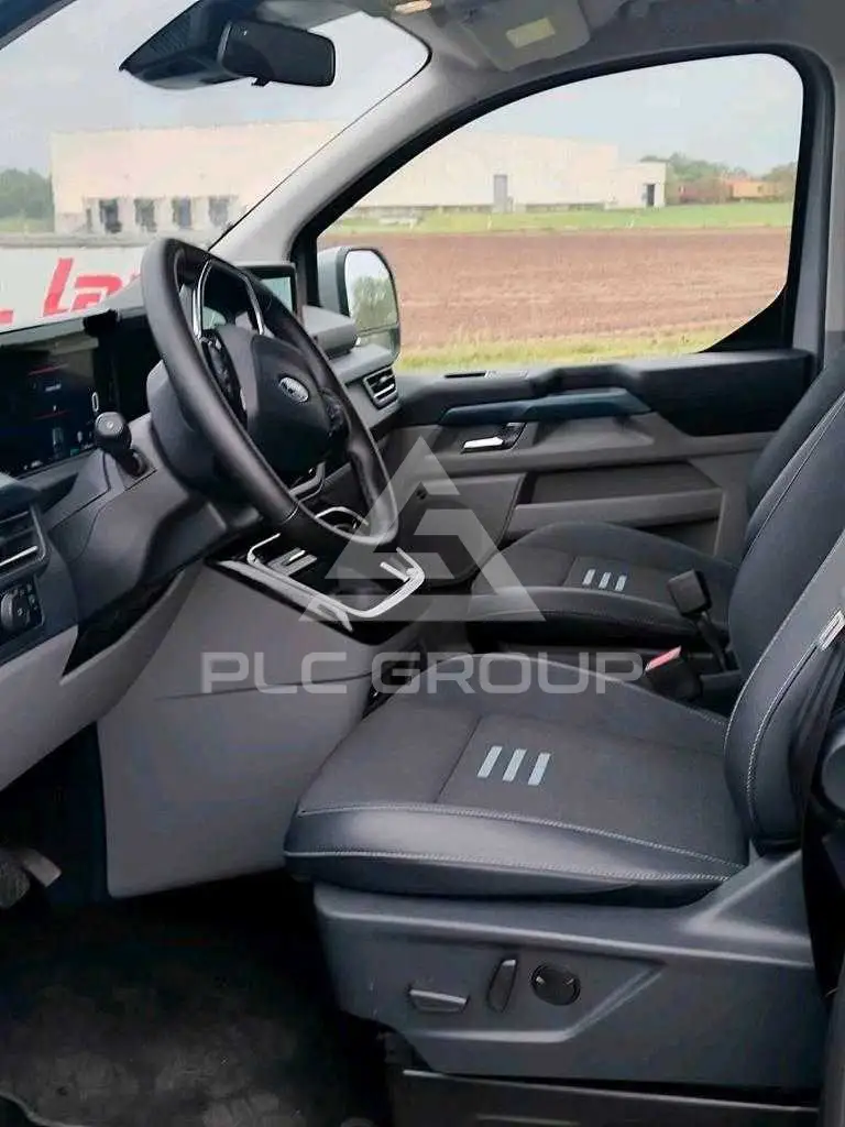 2025 Ford Tourneo