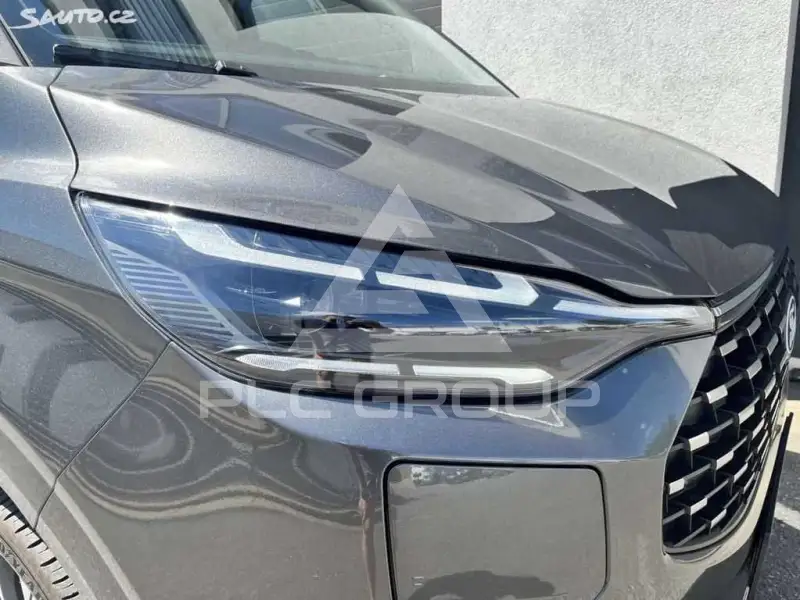 2025 Ford Tourneo
