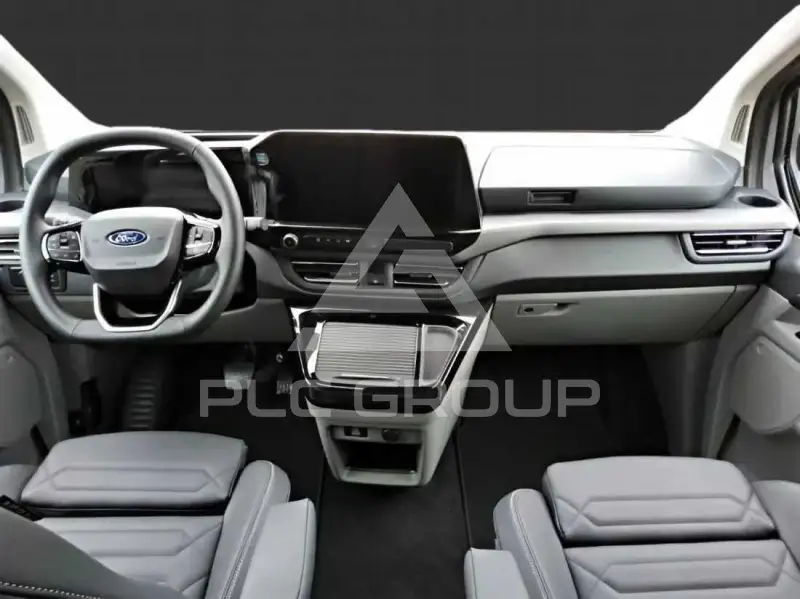 2025 Ford Tourneo