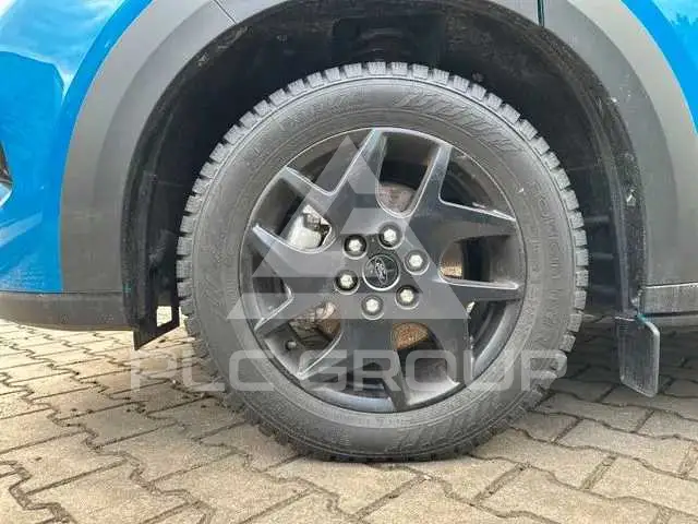 2025 Ford Tourneo