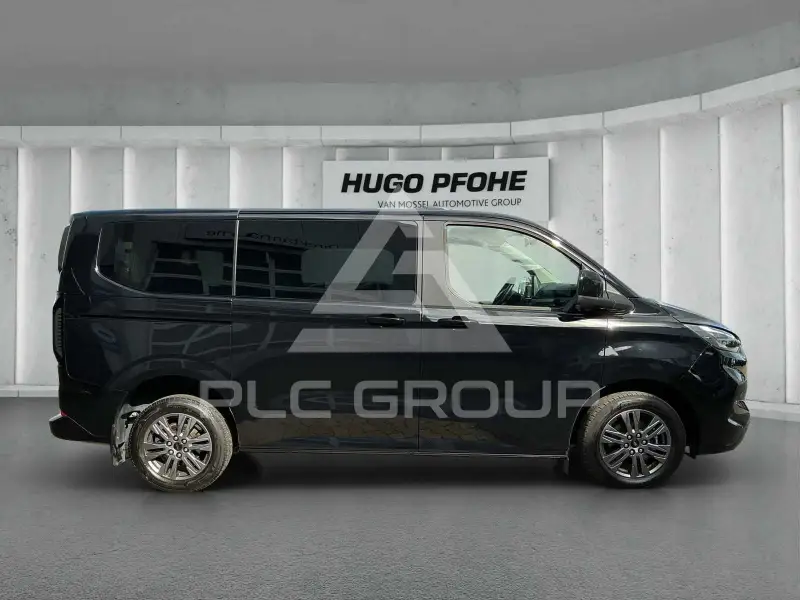 2025 Ford Tourneo