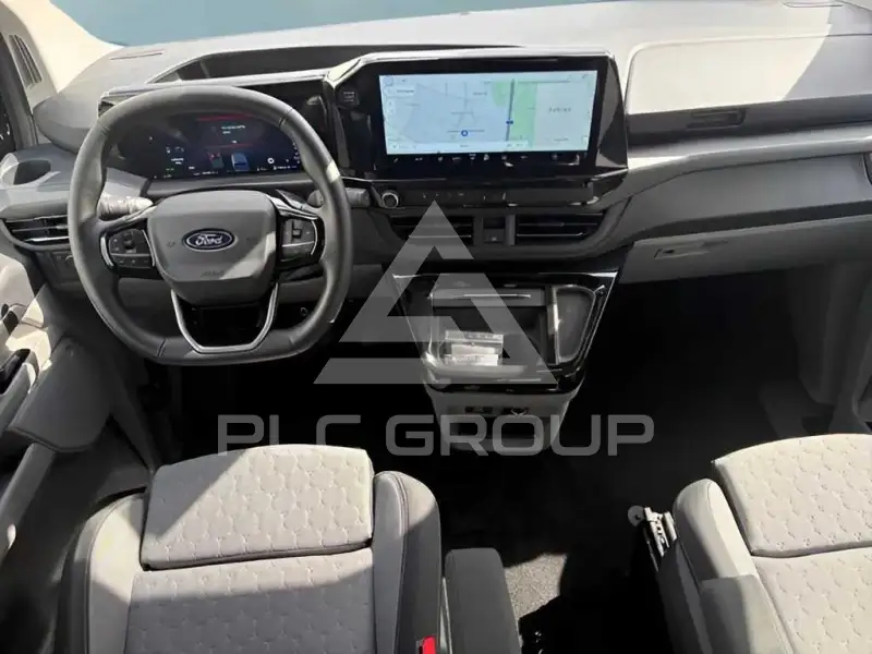 2025 Ford Tourneo