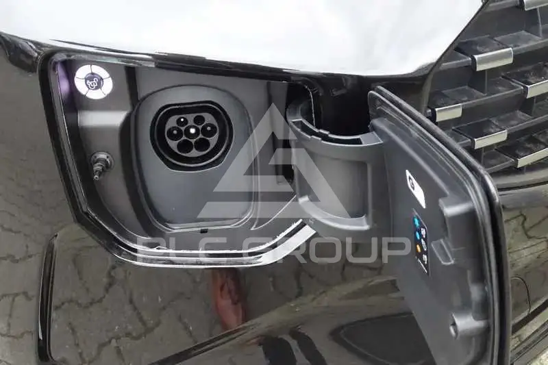 2025 Ford Tourneo