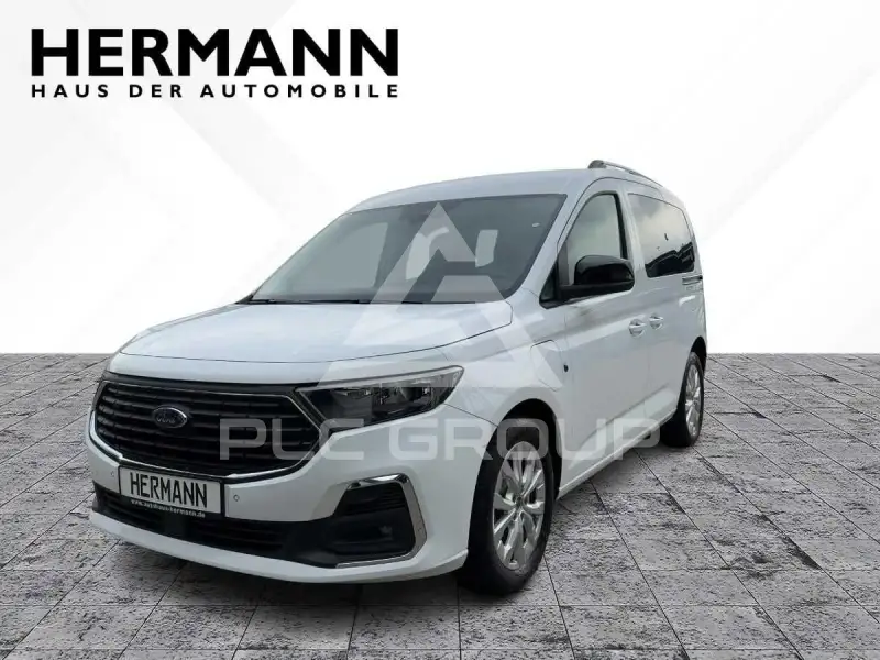 2025 Ford Tourneo