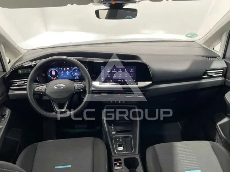 2025 Ford Tourneo