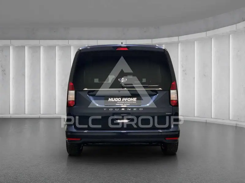 2025 Ford Tourneo