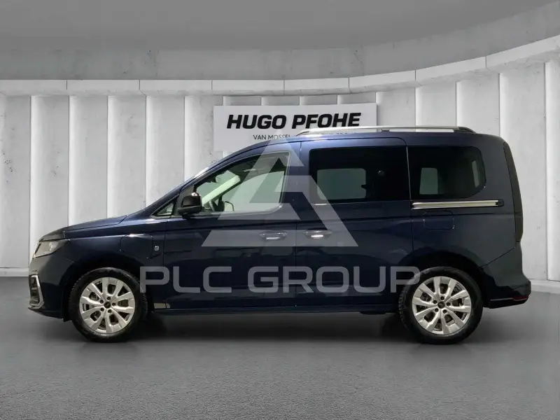 2025 Ford Tourneo