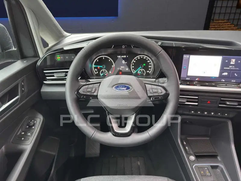 2025 Ford Tourneo