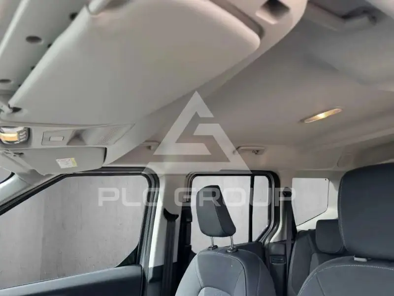 2025 Ford Tourneo