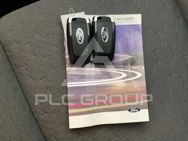 2025 Ford Tourneo