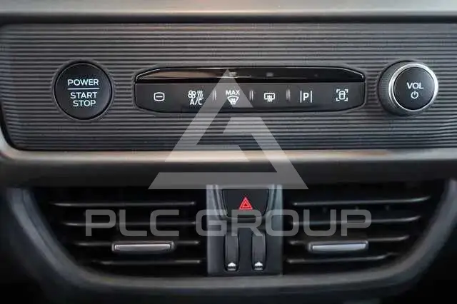 2025 Ford Tourneo