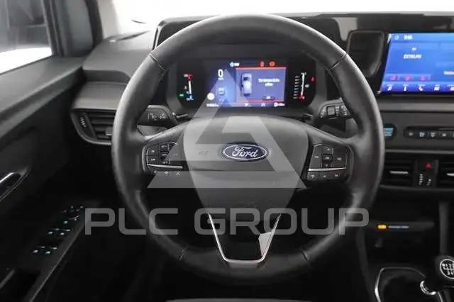 2025 Ford Tourneo