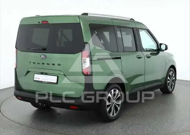 2025 Ford Tourneo