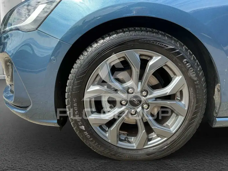 2025 Ford FOCUS