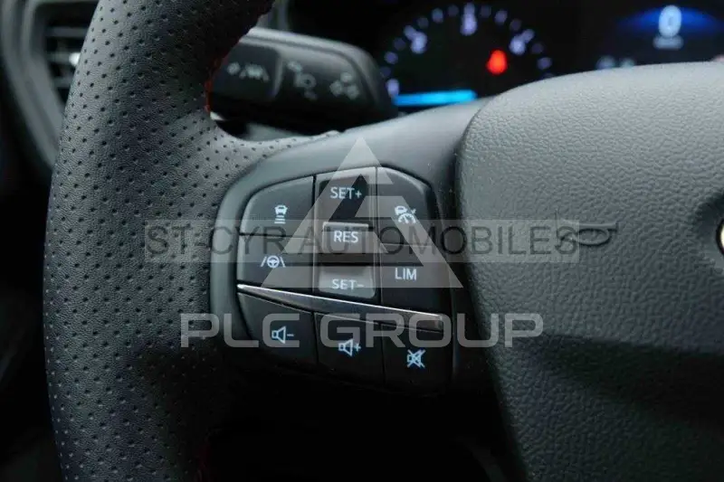 2025 Ford FOCUS