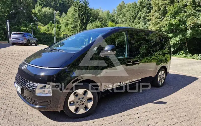 2025 Hyundai Staria