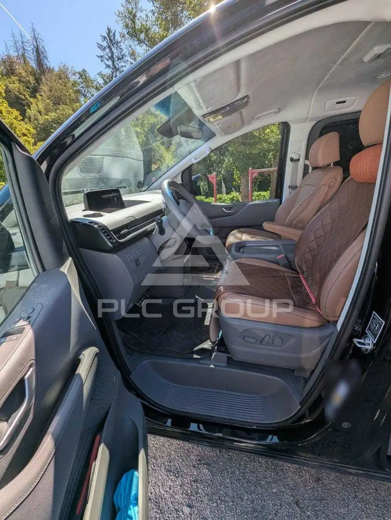 2025 Hyundai Staria