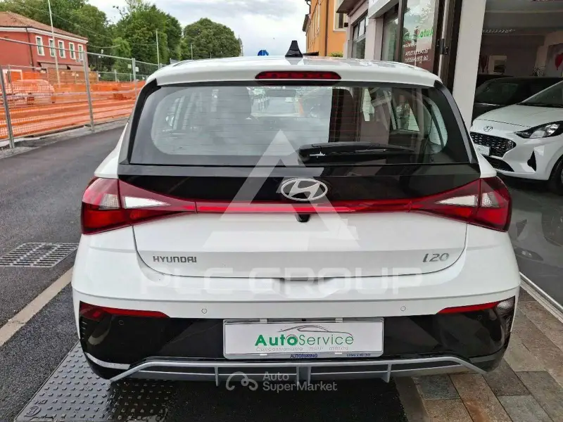 2025 Hyundai I20