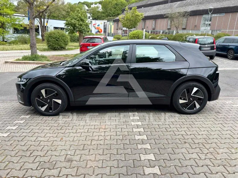 2025 Hyundai Ioniq