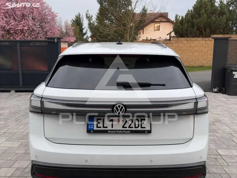 2025 Volkswagen ID 4