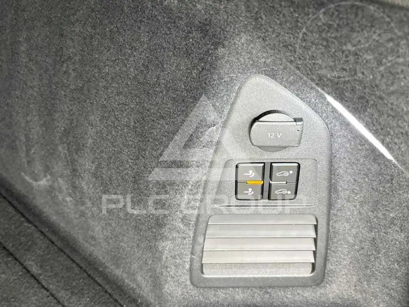 2025 Volkswagen Touareg