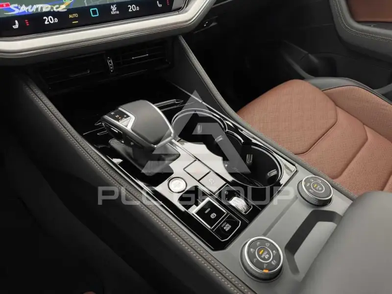 2025 Volkswagen Touareg
