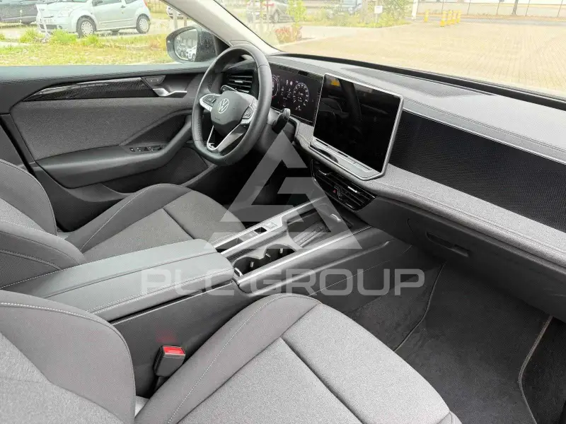 2025 Volkswagen Passat